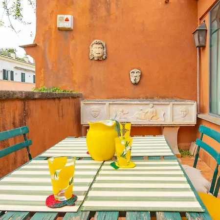Apartamento Via Del Corso Charm & View In The Heart Of