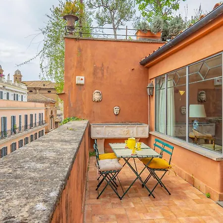 Apartamento Via Del Corso Charm & View In The Heart Of Roma