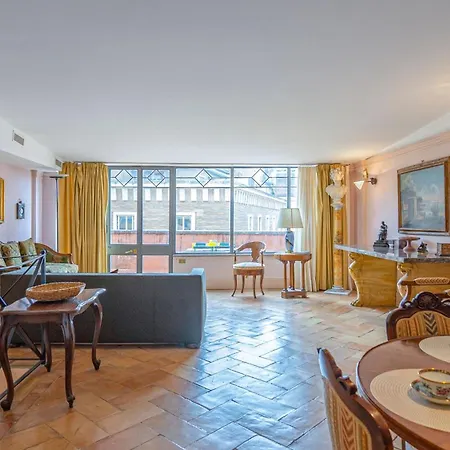 Via Del Corso Charm & View In The Heart Of Apartamento Roma