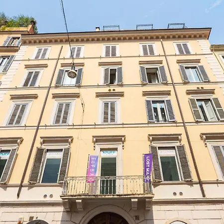 Via Del Corso Charm & View In The Heart Of Roma