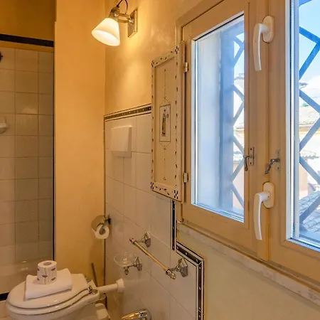 Easytopstay - Charme And View In The Heart Of Apartment *