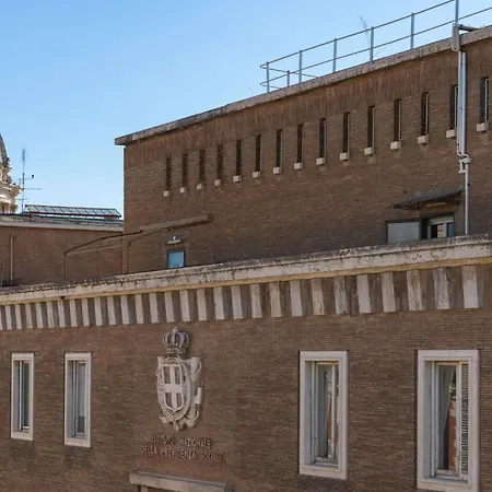 Apartment Easytopstay - Charme And View In The Heart Of Rom