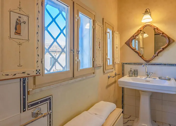 Easytopstay - Charme And View In The Heart Of Appartement *